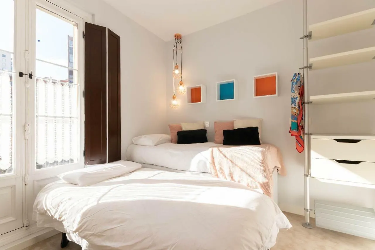 Apartment Ferienwohnung Acogedor, De Diseno Moderno En Zona Antigua Bilbao Spanien