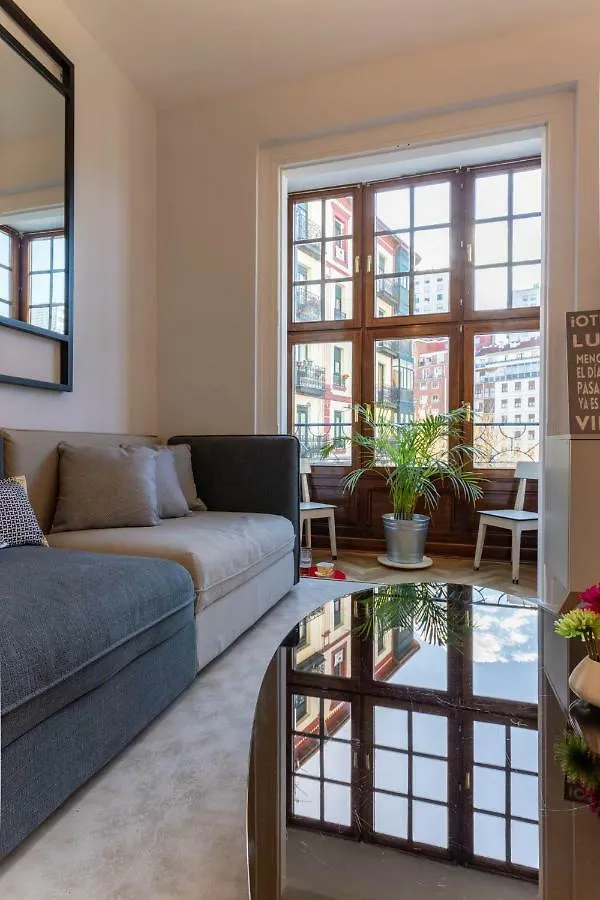 Apartment Ferienwohnung Acogedor, De Diseno Moderno En Zona Antigua Bilbao