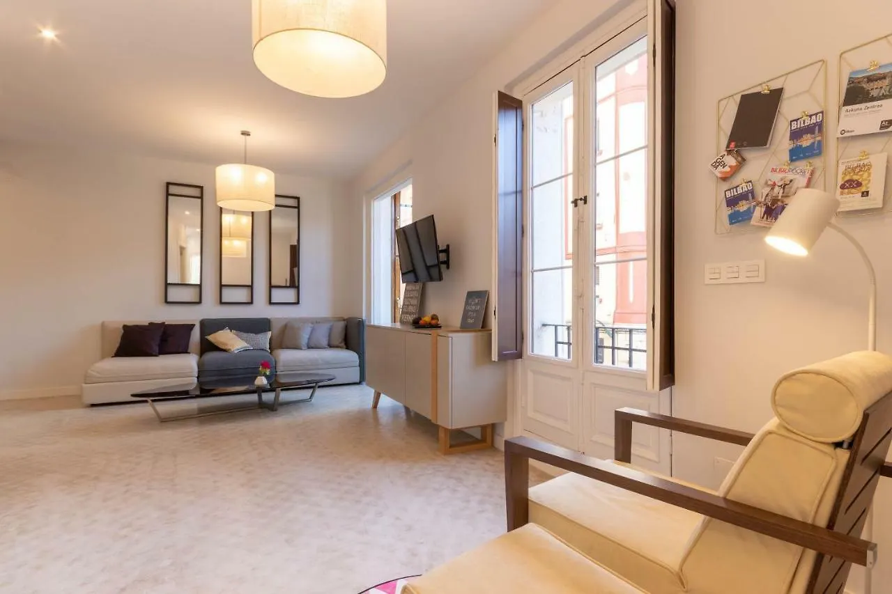 Apartment Ferienwohnung Acogedor, De Diseno Moderno En Zona Antigua Bilbao