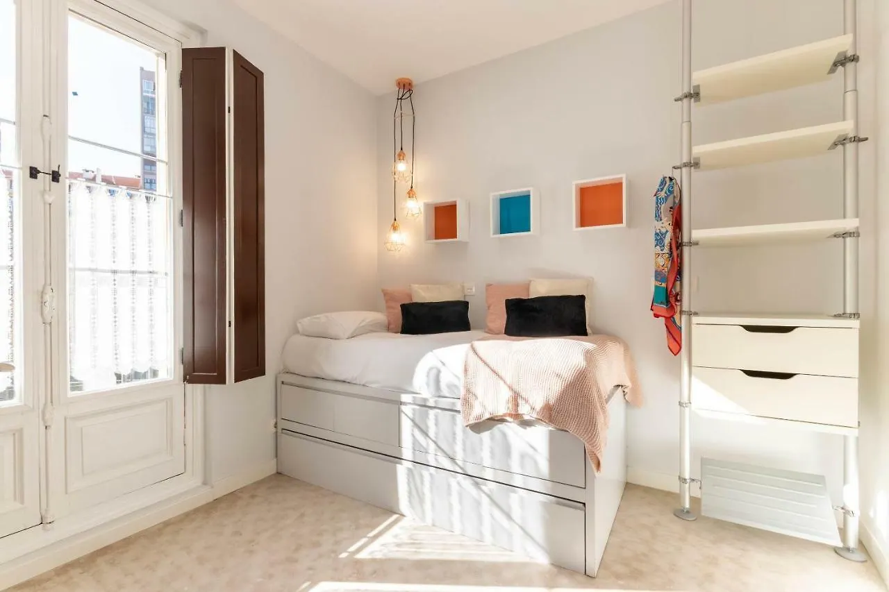 Apartment Ferienwohnung Acogedor, De Diseno Moderno En Zona Antigua Bilbao